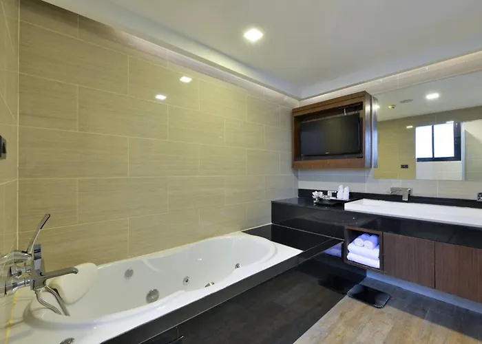 Syama Sukhumvit 20 فندق